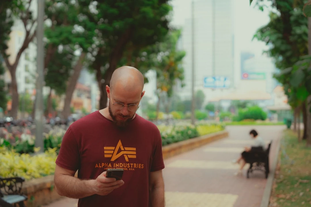 Ảnh đội ngũ digital marketing thực hiện toi nuon