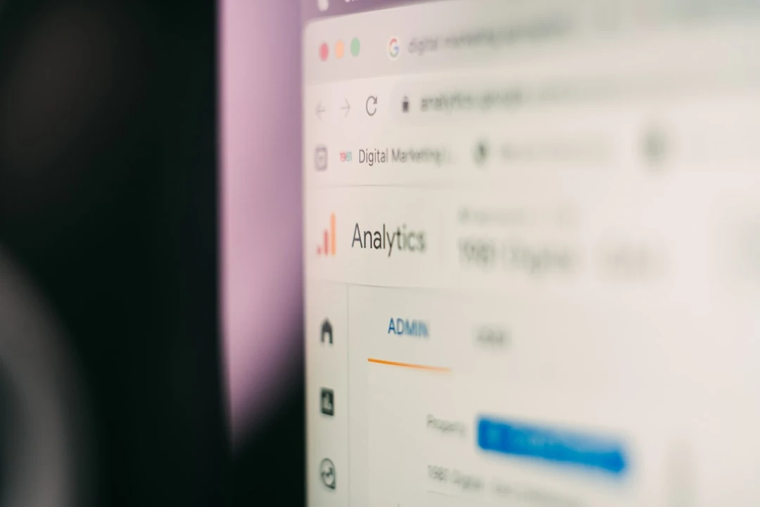 chiến lược SEO backlink free checker audit toxic links competitor analysis monitoring