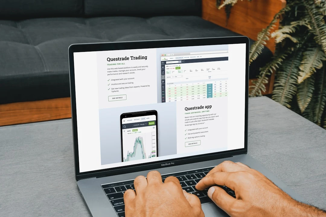 Dashboard phân tích hiển thị số liệu traffic và hiệu quả backlink từ diễn đàn