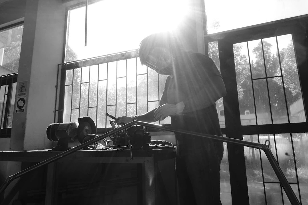 Pianist playing Tội Tình