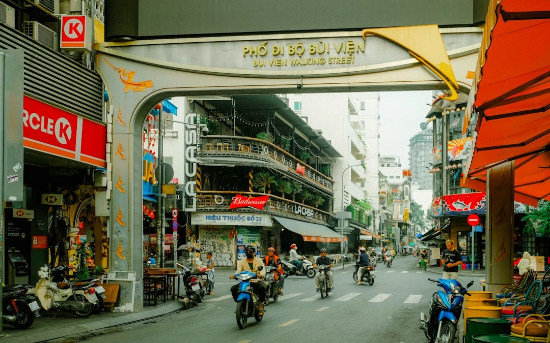 Quản lý backlink PDF trên màn hình máy tính