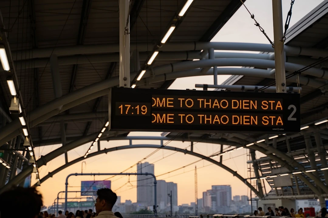 Tương tác cộng đồng trên nền tảng web tại Việt Nam.